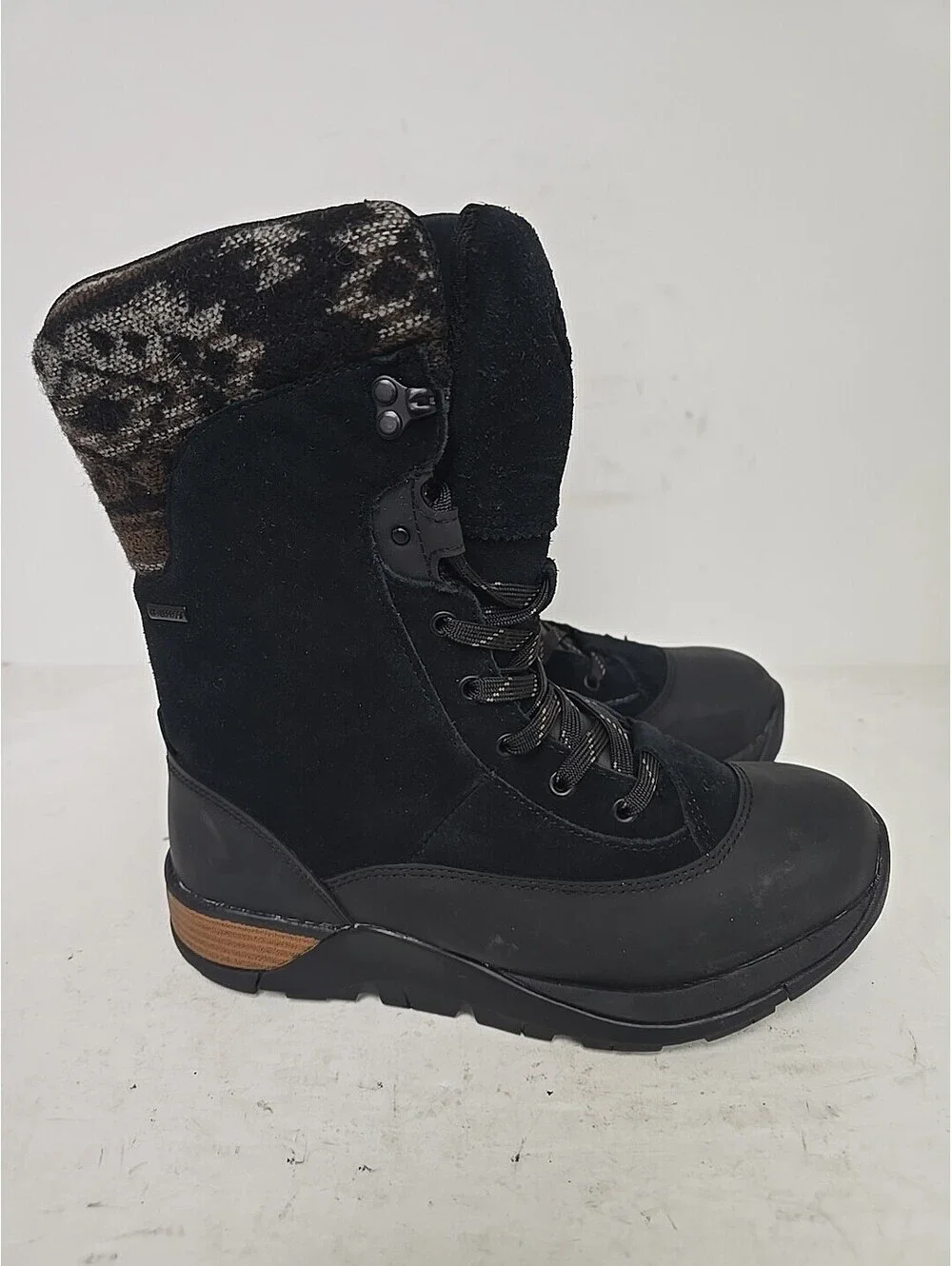 Muck Boots Women's Apres Lace V2 Leather Waterproof Boot Black Size 7.5M